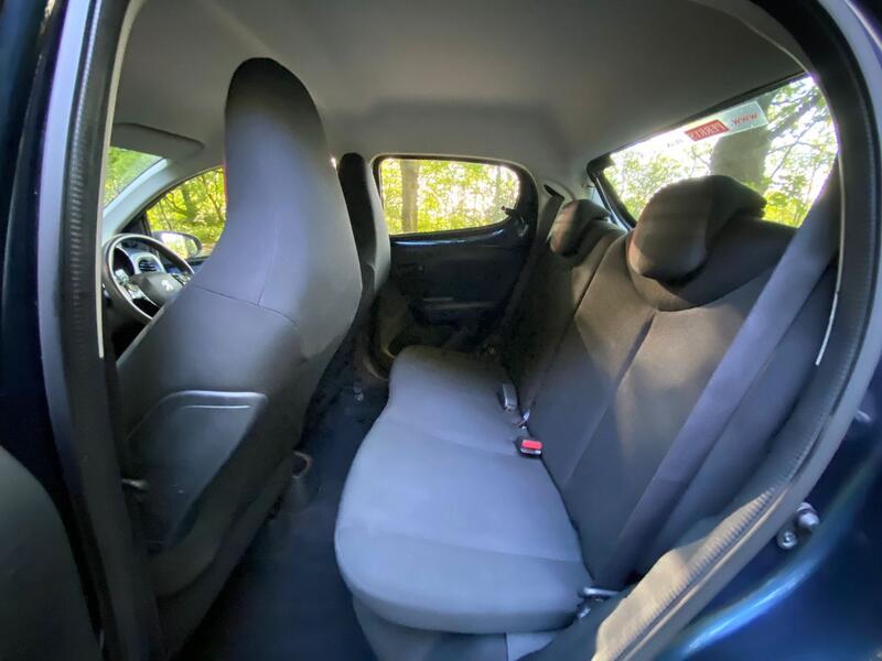 PEUGEOT 108