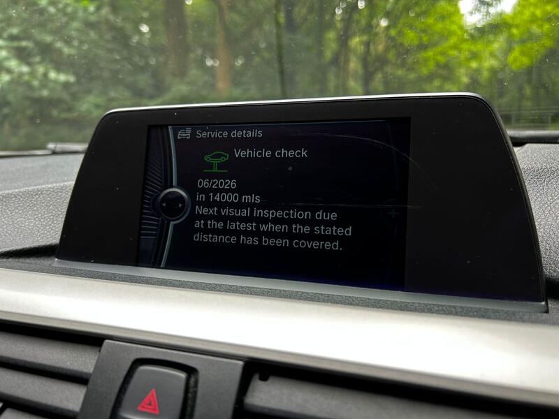 BMW 3 SERIES