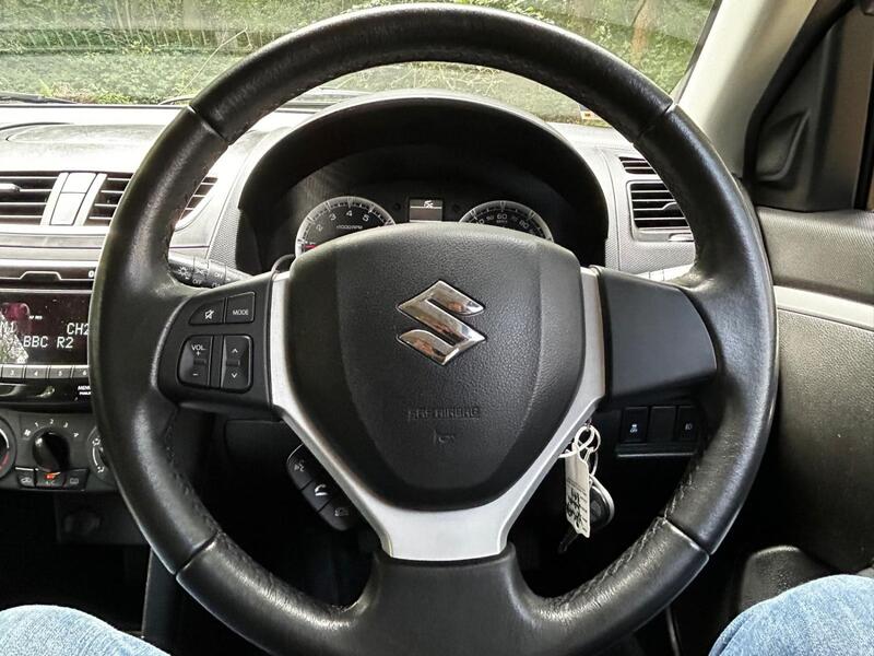 SUZUKI SWIFT