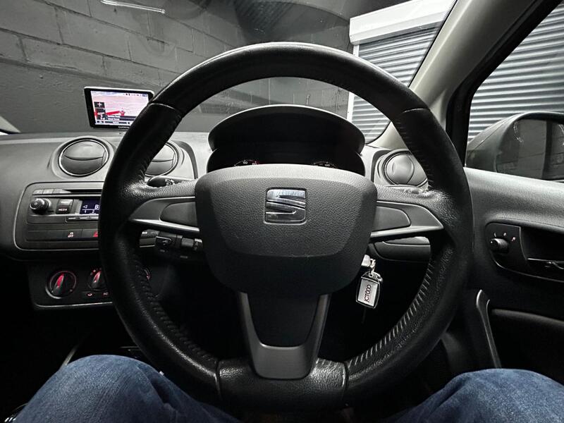 SEAT IBIZA
