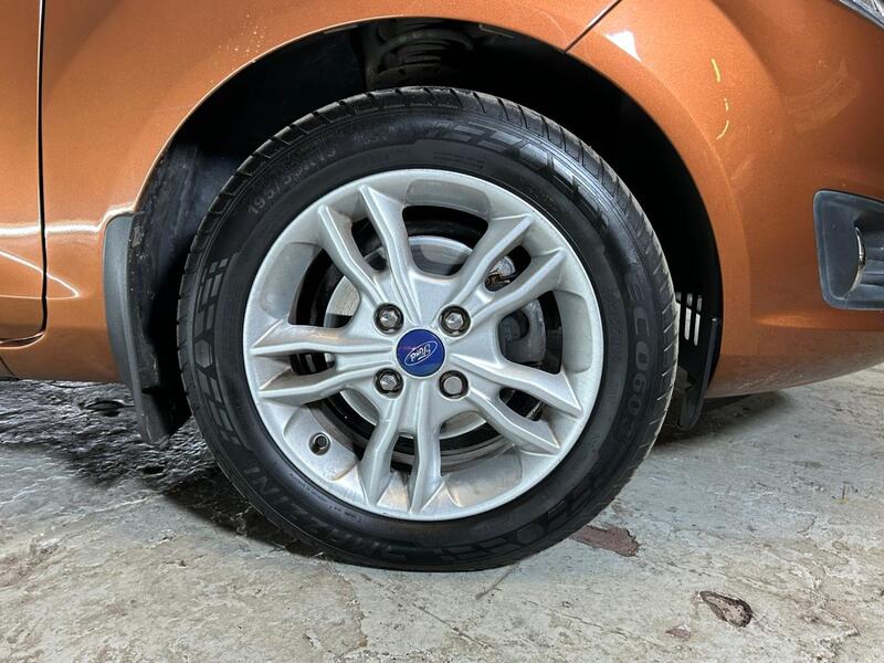 FORD FIESTA