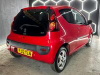 PEUGEOT 107