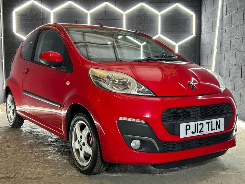 PEUGEOT 107