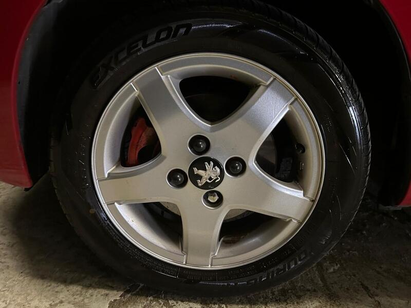 PEUGEOT 107
