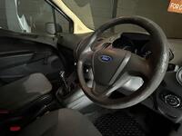 FORD TRANSIT COURIER