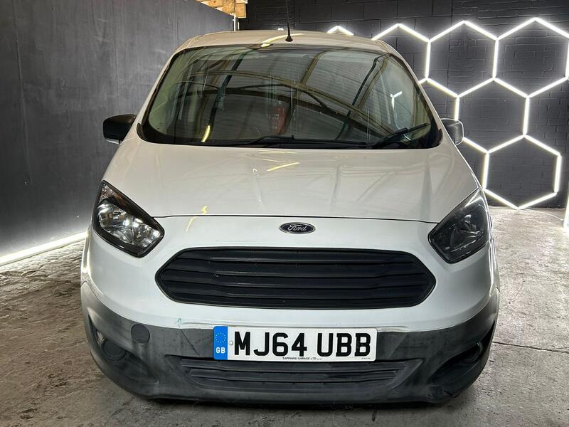 FORD TRANSIT COURIER