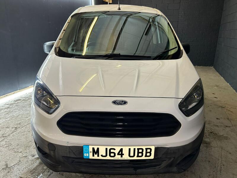 FORD TRANSIT COURIER
