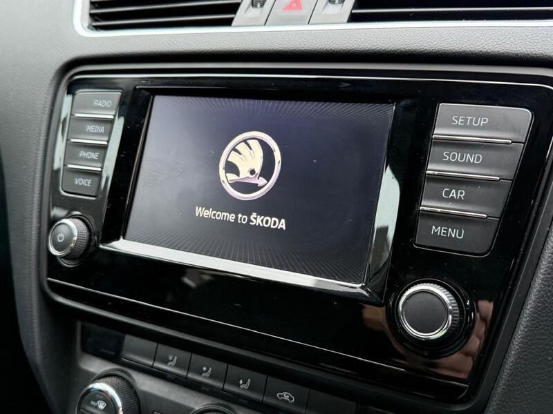 SKODA OCTAVIA