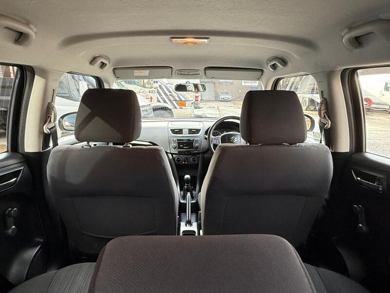 SUZUKI SWIFT