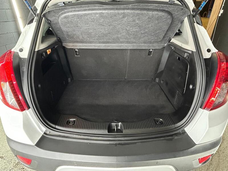 VAUXHALL MOKKA