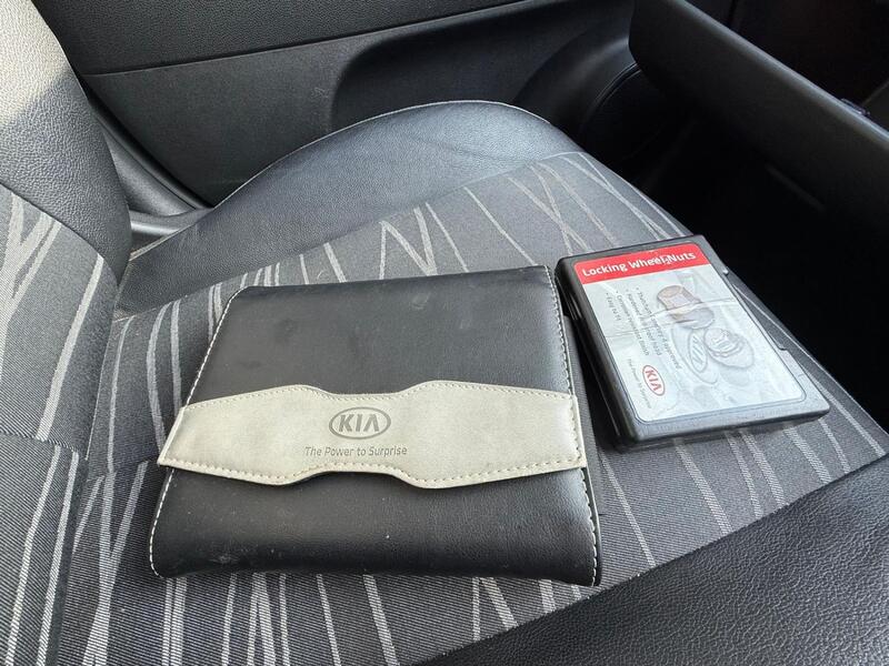 KIA VENGA
