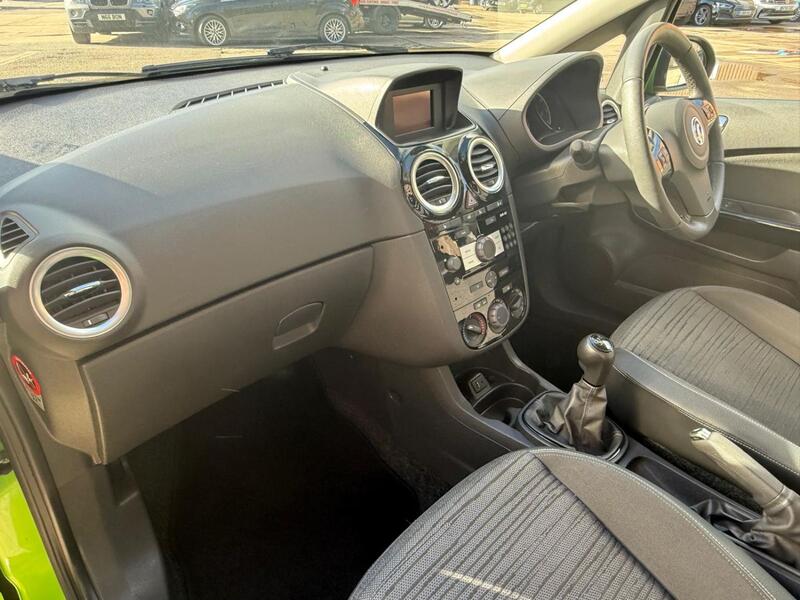 VAUXHALL CORSA