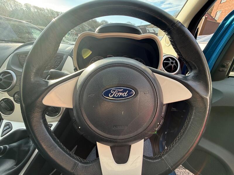 FORD KA