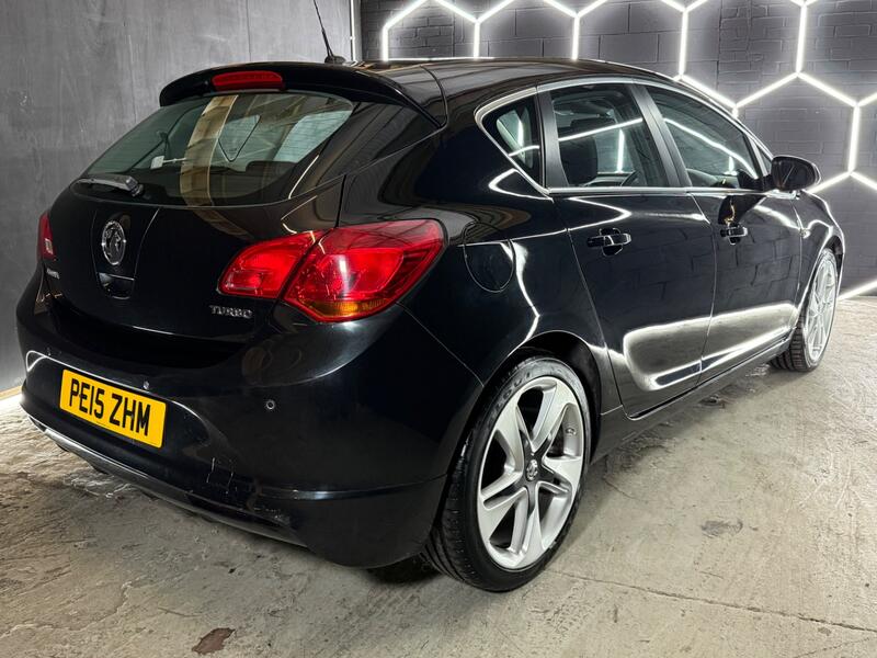 VAUXHALL ASTRA