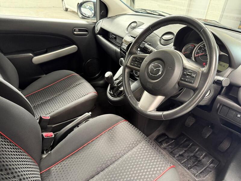 MAZDA MAZDA2