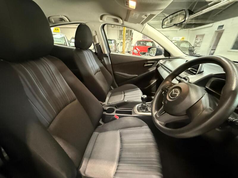 MAZDA MAZDA2